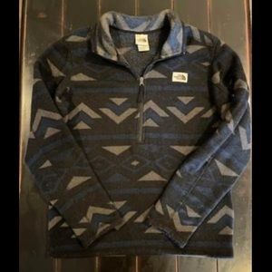 Mens Northface quarter zip pullover, size medium